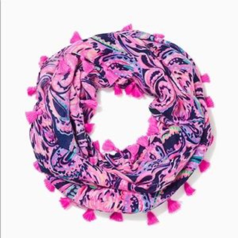 NWT Lilly Pulitzer Resort Infinity Loop Scarf - High Tide Navy Flock to the Top